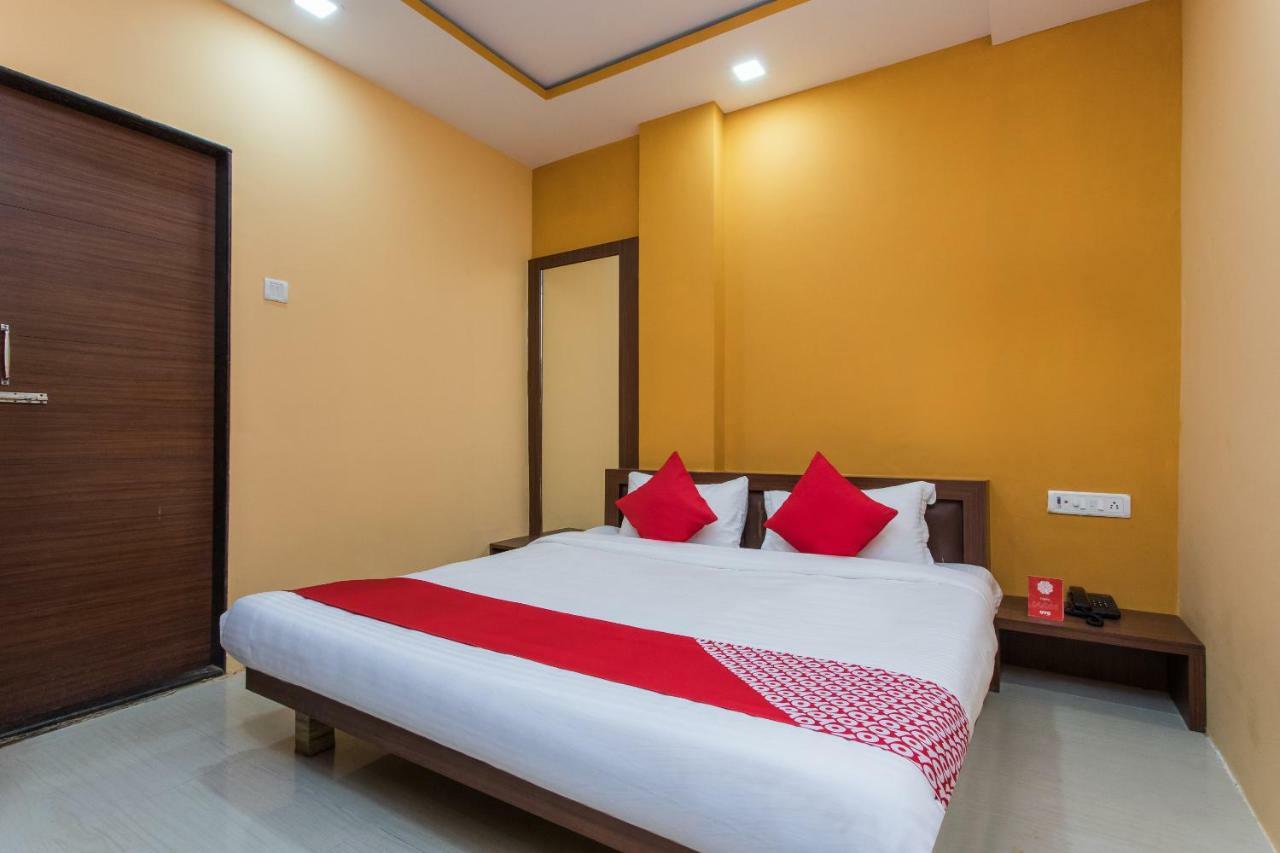 Oyo 17161 Hotel Mahalaxmi Удджайн Екстер'єр фото