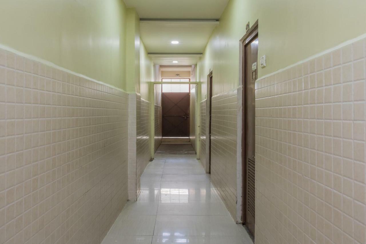 Oyo 17161 Hotel Mahalaxmi Удджайн Екстер'єр фото